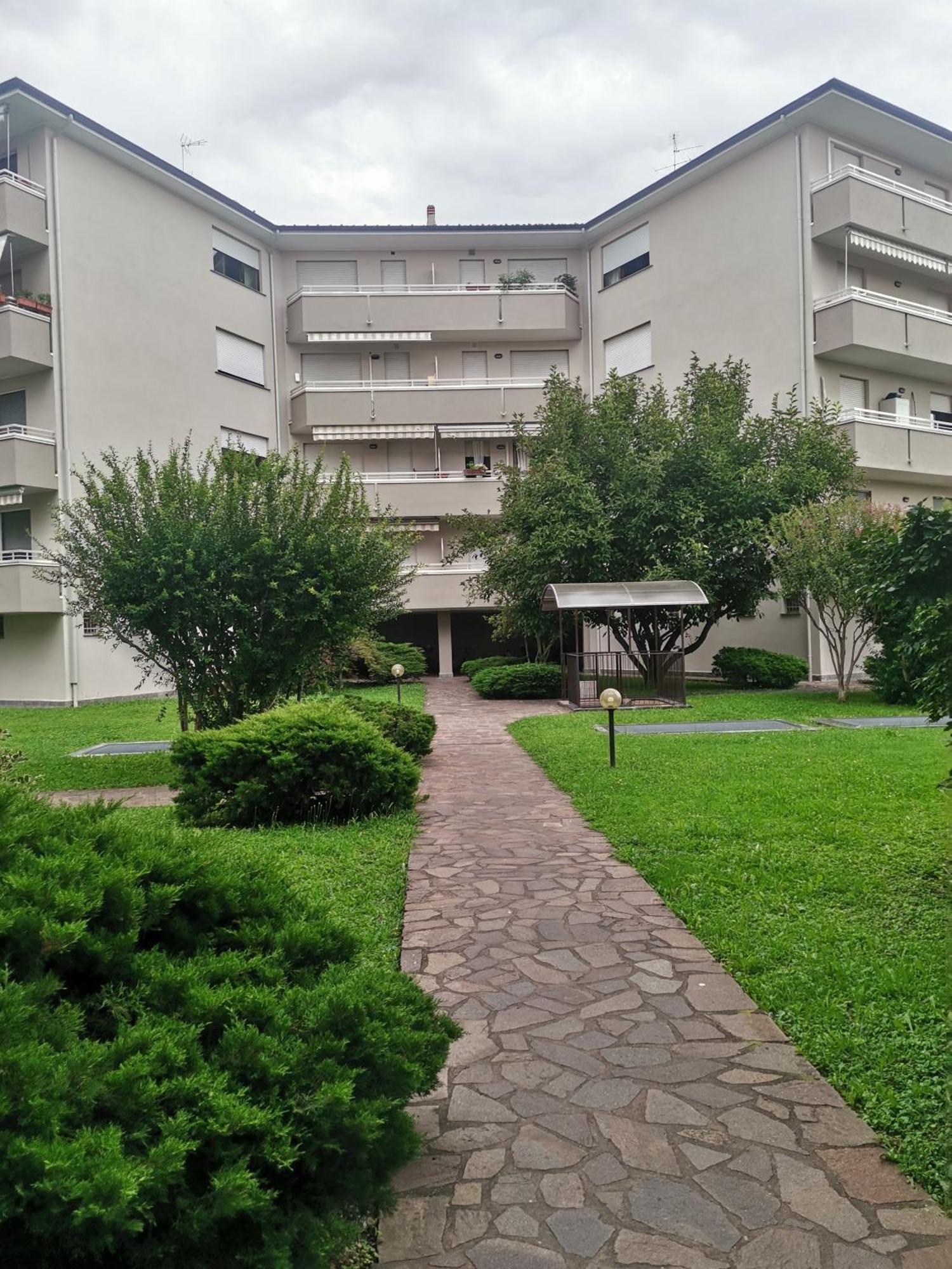 B&B Busto Garolfo ภายนอก รูปภาพ