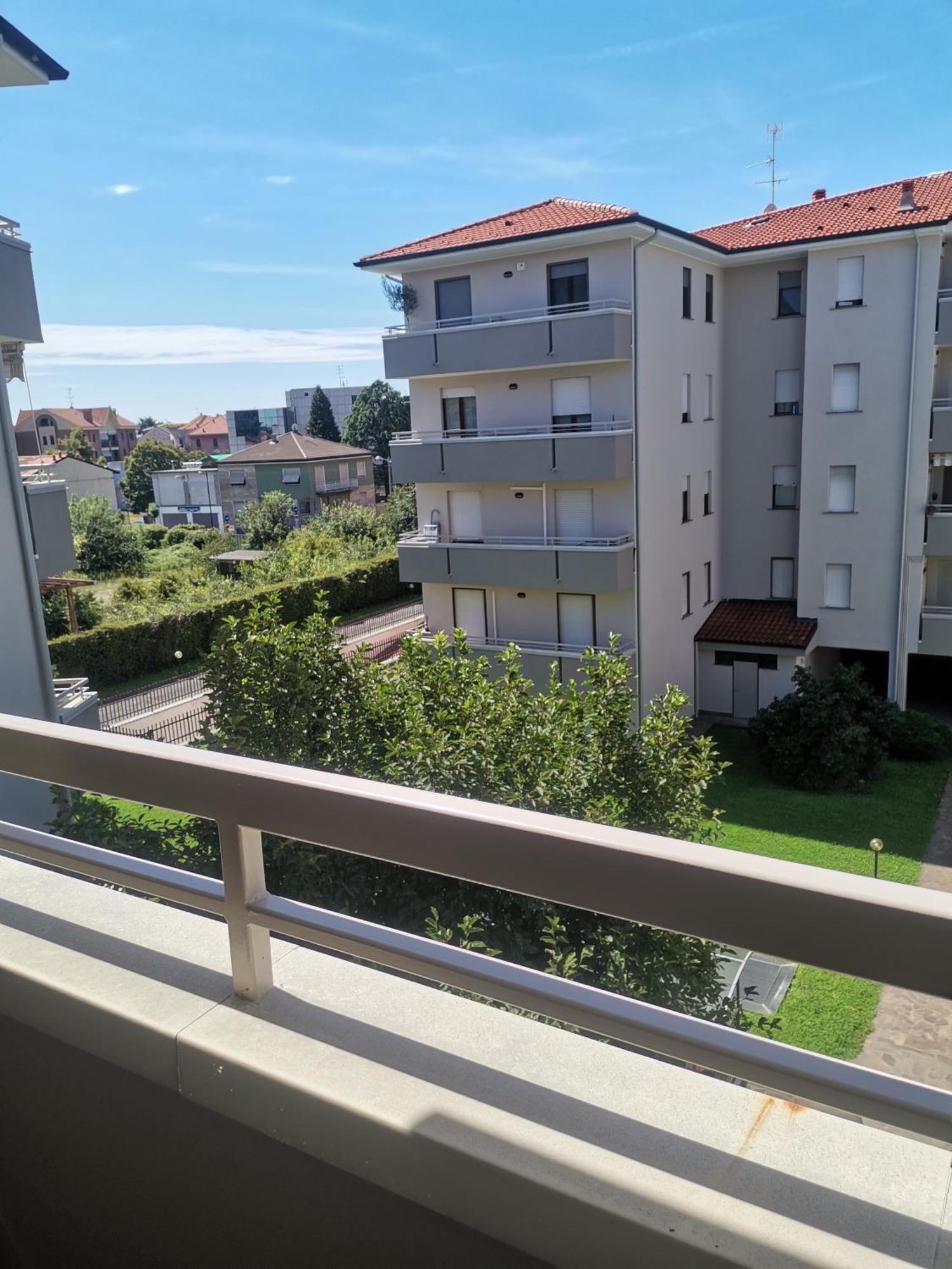B&B Busto Garolfo ภายนอก รูปภาพ